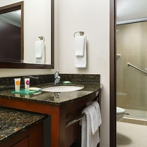 Upper Floors King Room